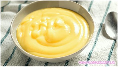 Crema pasticcera lucida e perfettamente addensata appena pronta