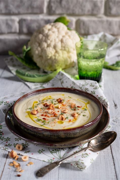 Ingredienti per la crema di cavolfiore