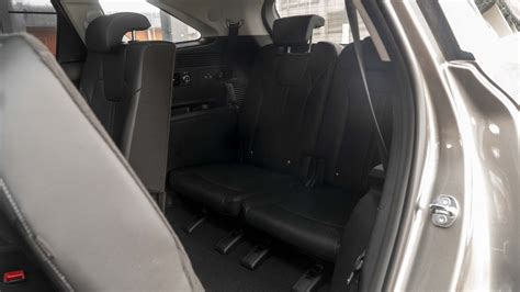 Vista posteriore con terza fila di sedili configurata