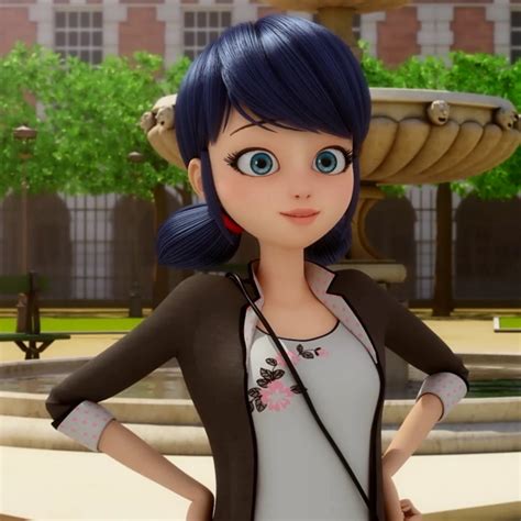 Marinette Dupain-Cheng e le sue varie forme di Ladybug