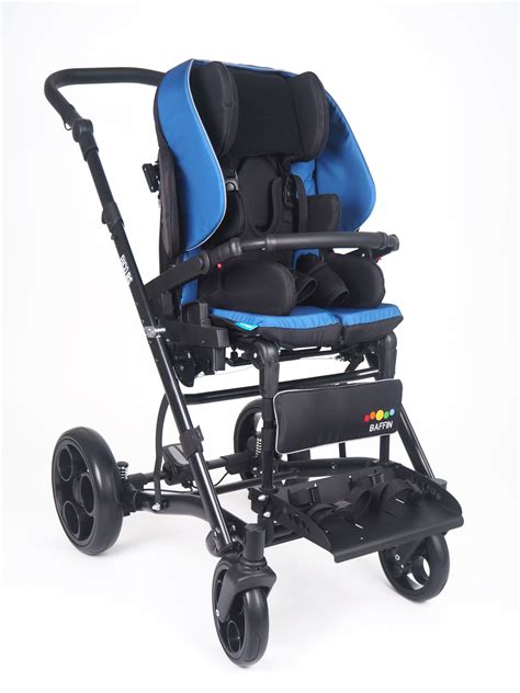 Un esempio di passeggino speciale per bambini con esigenze di mobilità