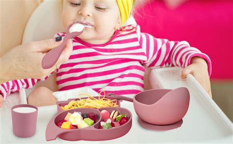 Tavolo con set pappa per bambini