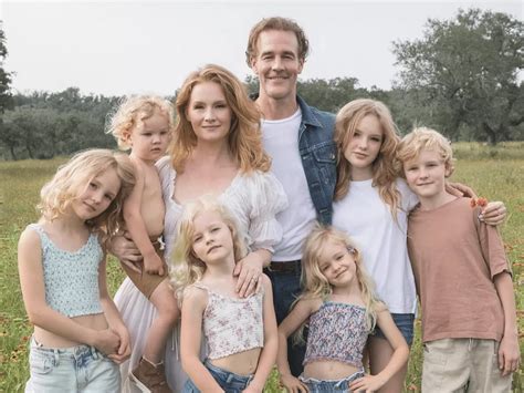 James Van Der Beek e la moglie Kimberly Brook