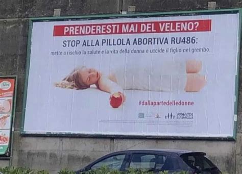 Immagine: Esempio di manifesto contro la pillola RU486