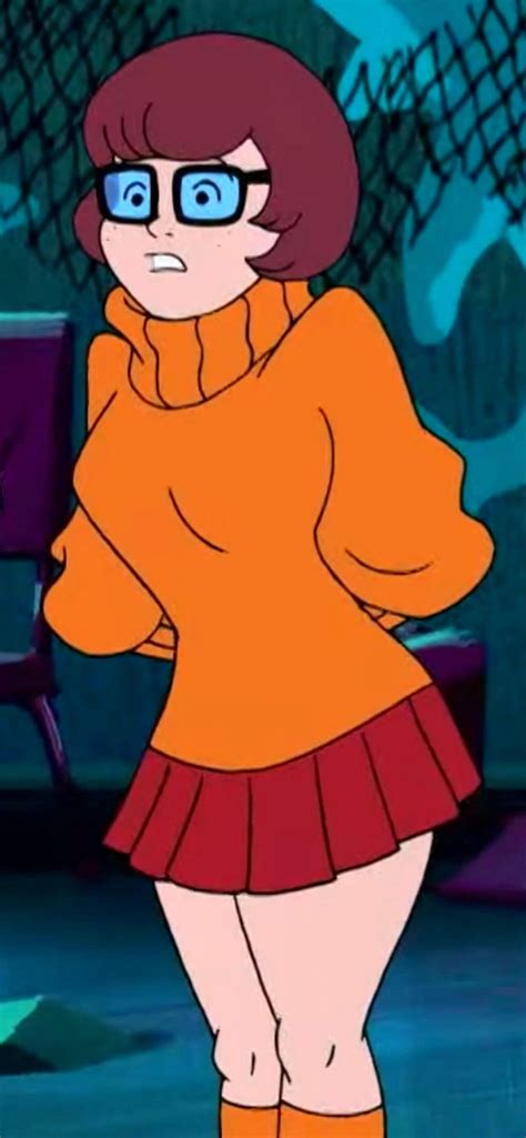 Velma Dinkley con il suo abbigliamento classico