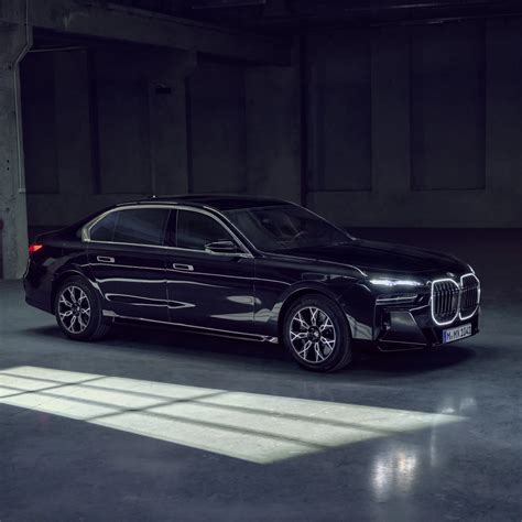 vista panoramica dell'interno di una BMW Serie 1 con seggiolino installato