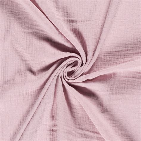 Bambino fasciato in mussolina di cotone