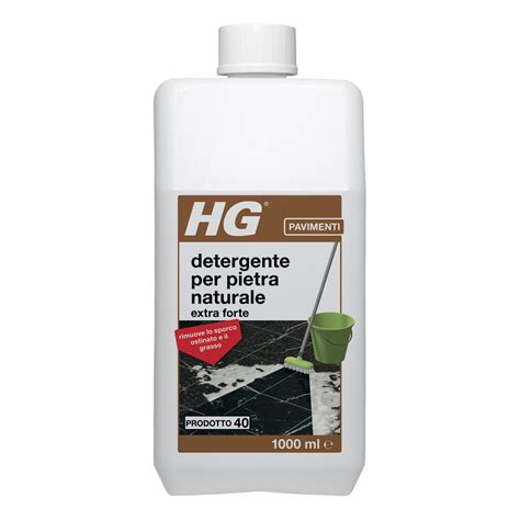 Prodotti essenziali per la cura del latex: lubrificante, detergente, lucidante