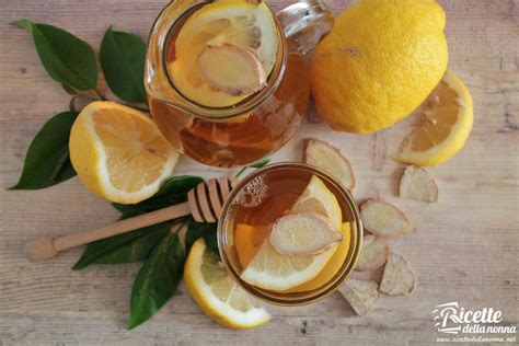 Infuso di zenzero limone e miele
