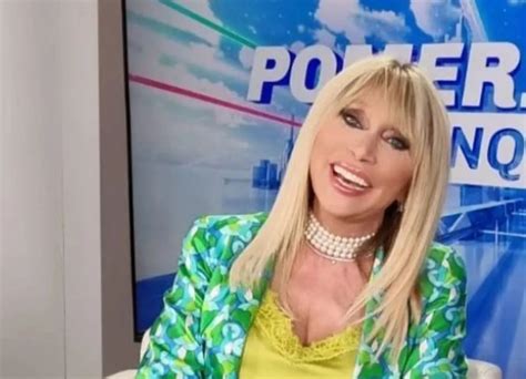 Sabina Negri e Carlo Delle Piane in un momento di collaborazione