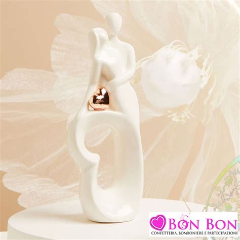 Detailed close-up of Claraluna bomboniera craftsmanship