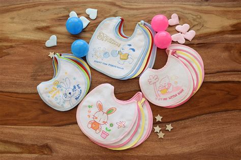 Bavaglini neonato con varie fantasie