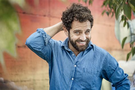 Gabriele Pignotta in un momento di regia o interpretazione