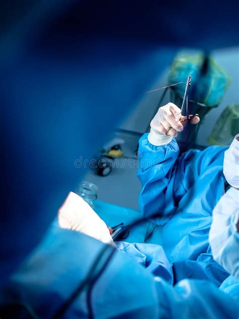 Team medico durante un intervento
