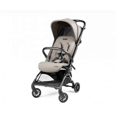 Passeggino Peg Perego GT3 in una configurazione urbana