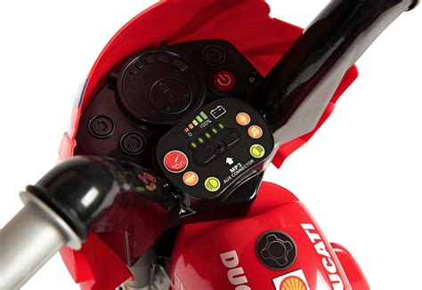 Mini Ducati EVO in dettaglio con luci accese