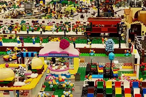 Installazioni LEGO in mostra
