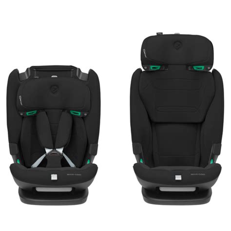 Seggiolino auto Maxi-Cosi Titan installato nel sedile posteriore di un'auto