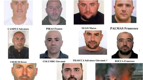 Foto di gruppo degli imputati al tribunale di Dolores