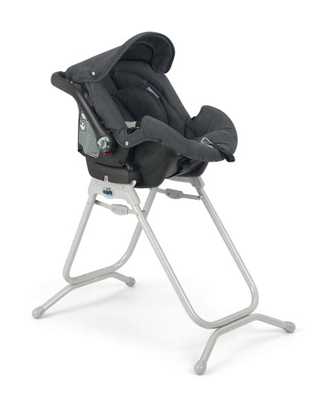 Configurazioni del passeggino Cybex e-Priam con navicella, seggiolino auto e seduta