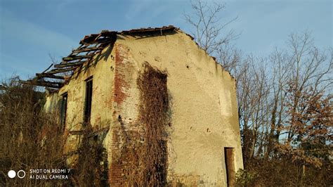 Cascina abbandonata