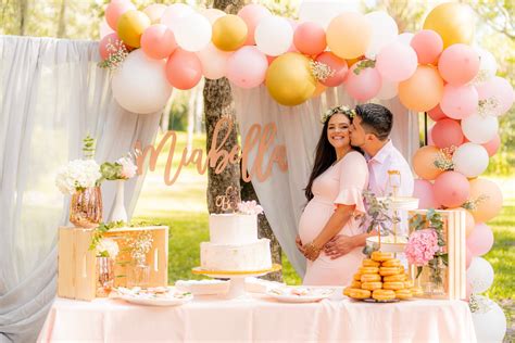 festa baby shower con decorazioni a tema