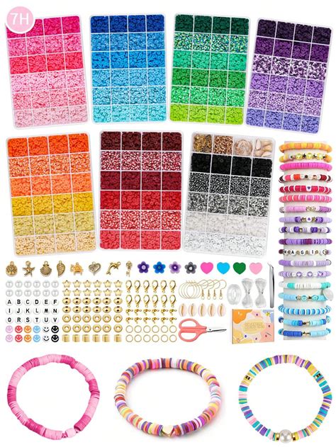 Kit di perline in silicone e legno colorato, cordoncini e clip necessari per creare una catenella personalizzata.
