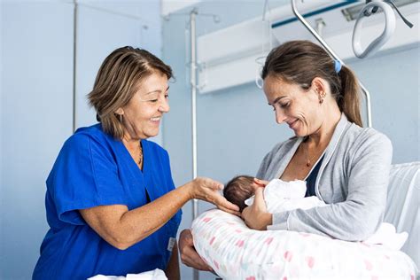 diagramma corretto del posizionamento del neonato durante la poppata