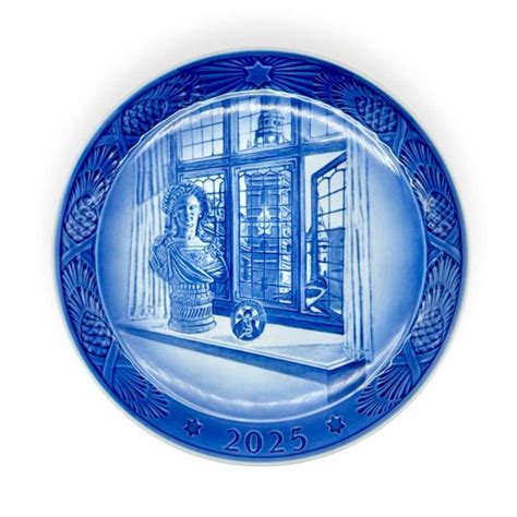 Piatti natalizi Royal Copenhagen in porcellana