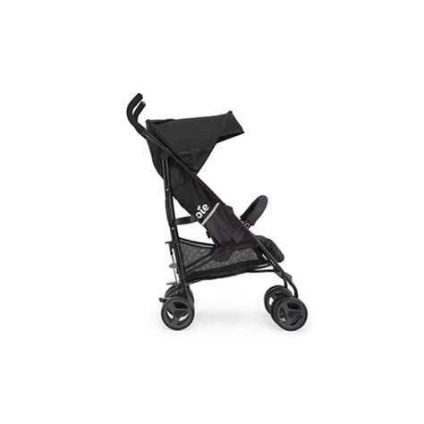Passeggino Joie Nitro LX in un parco cittadino
