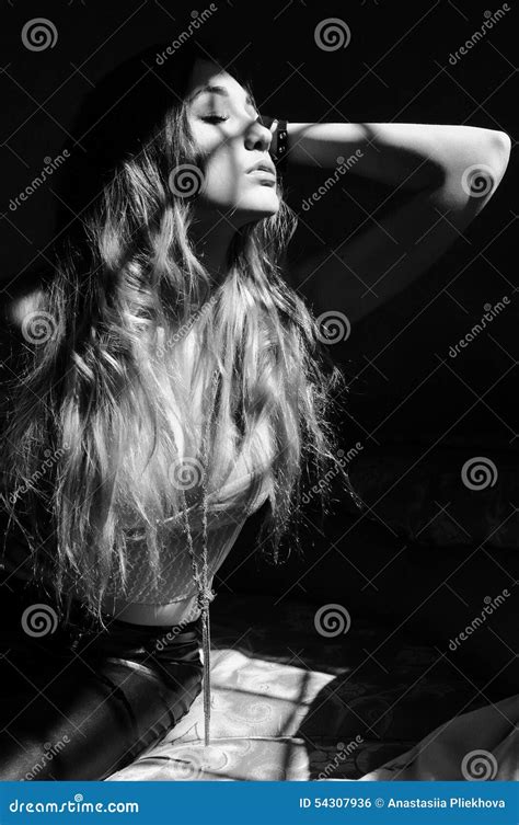 Immagine rappresentativa di una donna attraente e sensuale