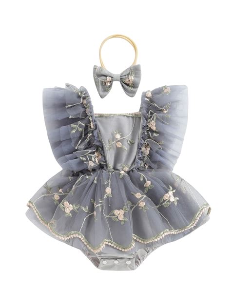 Tulle textures and baby items
