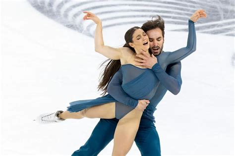 Laurence Fournier Beaudry e Guillaume Cizeron durante un'esibizione