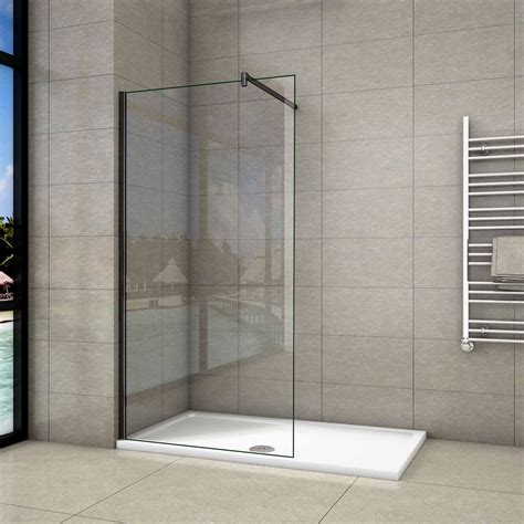 Doccia walk-in con parete in vetro trasparente
