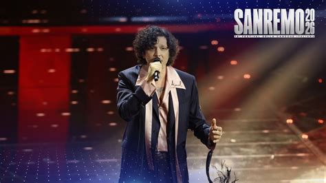 Ermal Meta performs