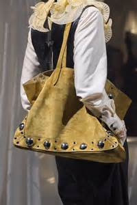 borsa cambio alla moda con accessori per neonato