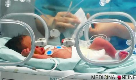 Bambino in Terapia Intensiva Neonatale