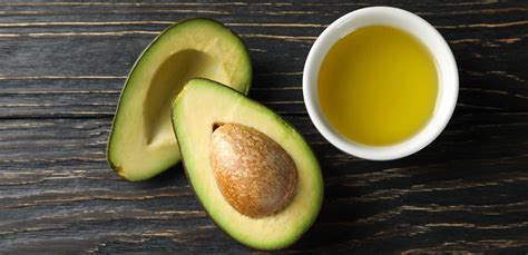 Infografica con gli ingredienti chiave: Olio di Avocado e Burro di Karité