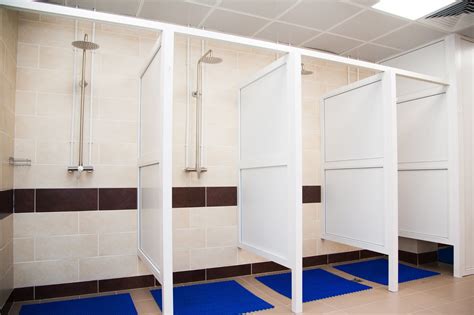 Layout di uno spogliatoio accessibile con doccia attrezzata