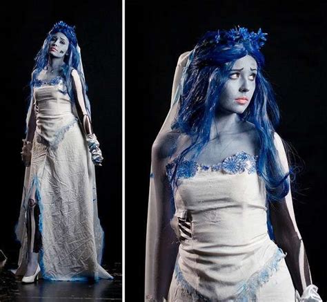 Dettaglio di un costume da sposa cadavere adattato per una donna in attesa con stoffe elasticizzate