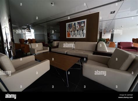 Immagine di una lounge VIP allo stadio durante il pre-partita