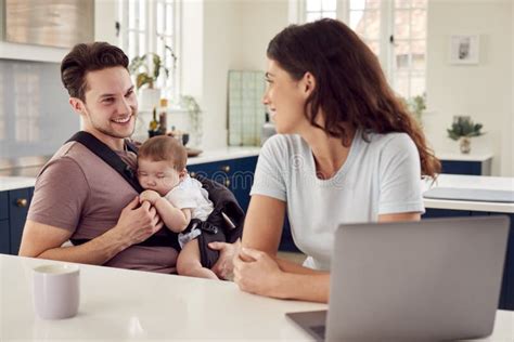 Famiglia transgender felice