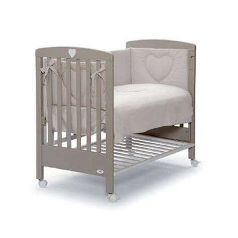 Lettino co-sleeping agganciato al letto dei genitori