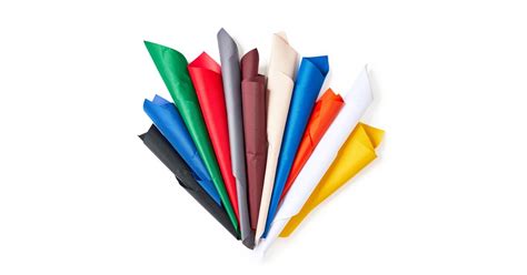Bavaglini riutilizzabili di diversi colori e tessuti
