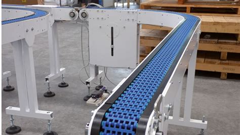 Nastro trasportatore industriale con motore e tamburi