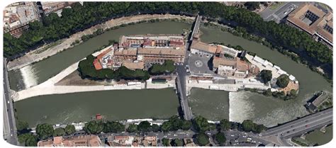 Veduta aerea dell'Isola Tiberina con l'Ospedale Fatebenefratelli