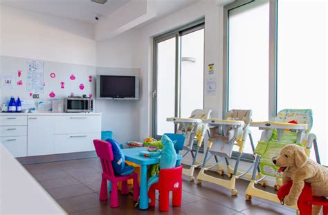 biberoneria in un hotel per famiglie