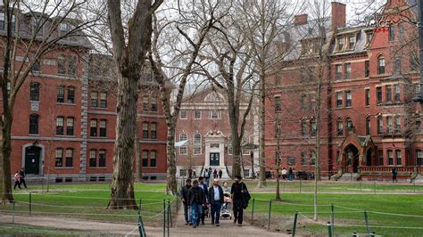 Università americana con campus tradizionale