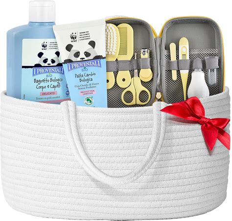 starter pack con prodotti per neonati