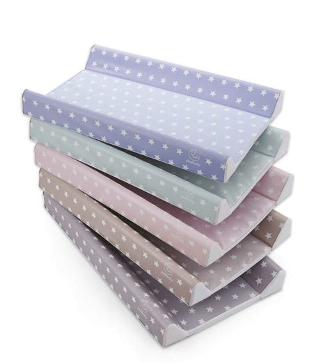 Tipi di materiali per materassini fasciatoio (PVC, cotone, gommapiuma, bambù)